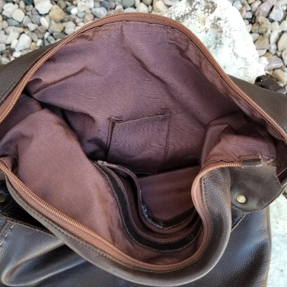 Per Se Dark brown leather bag w/ brass studs Large - Picture 3 of 13